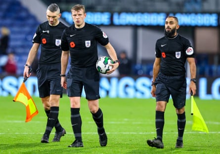 Abbas Khan: the pioneering football official striving to break down barriers |  Referees