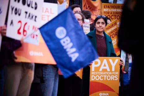 Junior doctors want 35% pay increase over time, not immediately, says BMA leader – UK politics live | Politics